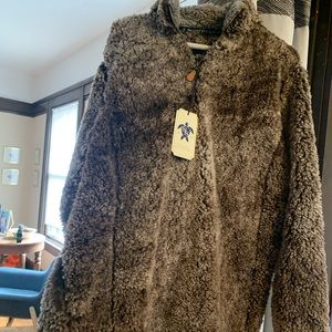 Women’s Sherpa pullover